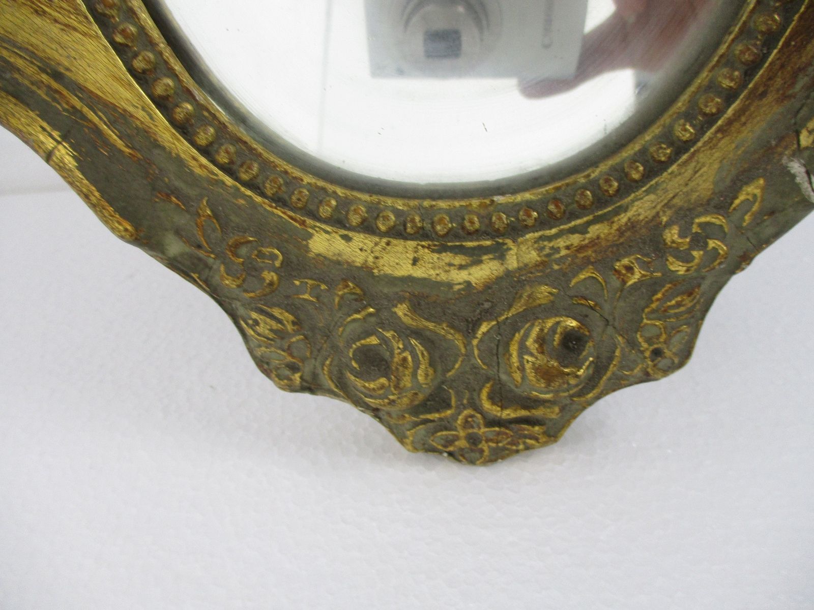 Gorgeous Ornate Oval Wood Wall Hanging Mirror Romantic Hollywood Regency photo 182.0