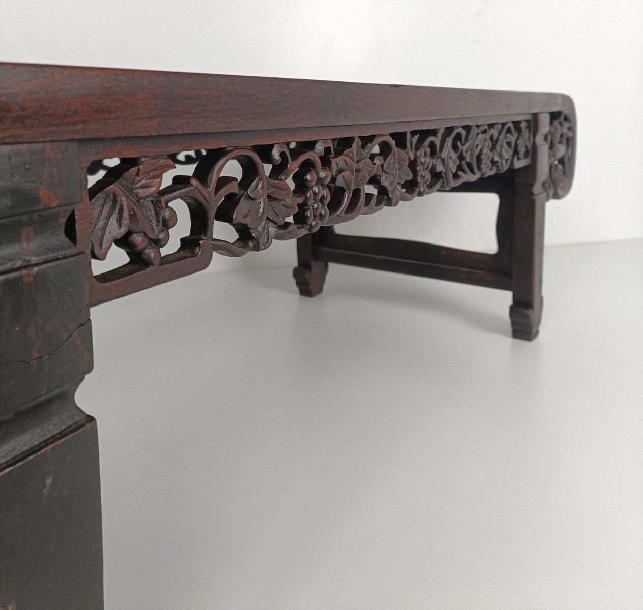 Exquisite Antique Chinese Hand Carved Wooden Ornate Kang Coffee Table Rectangula photo 1577.0