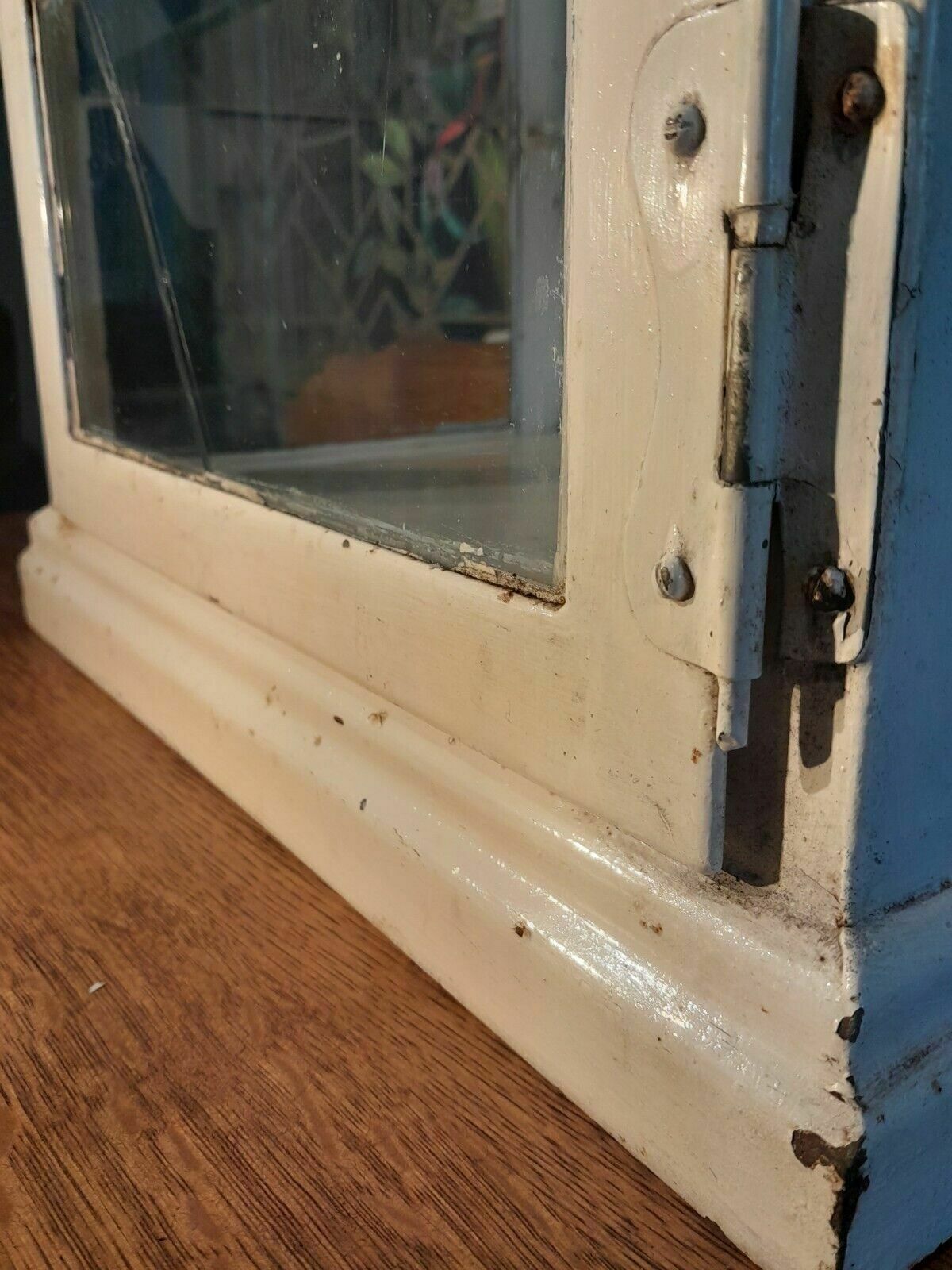 Early Mid Century Metal Medicine Cabinet photo buy