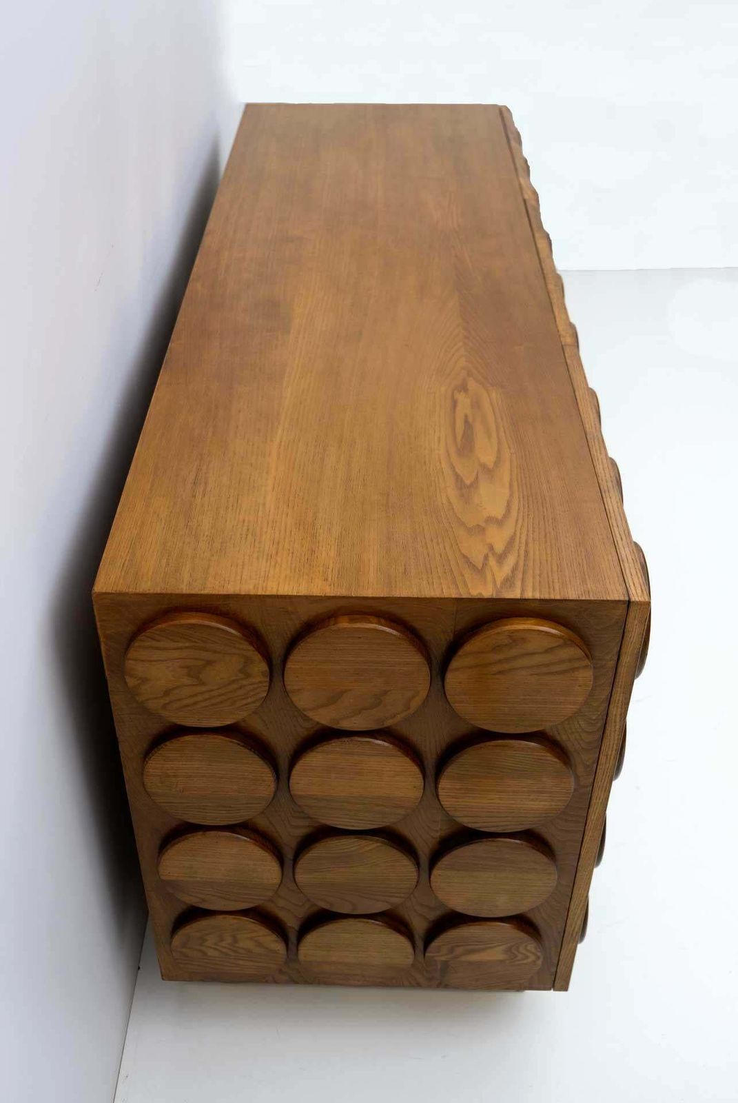 Brutalist Italian Chestnut Wood And Brass Bar Cabinet, 1970s photo vinterior