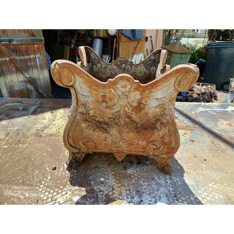 1 Cast Iron Planter 1900 From Charleville   Mézières Rocaille Style