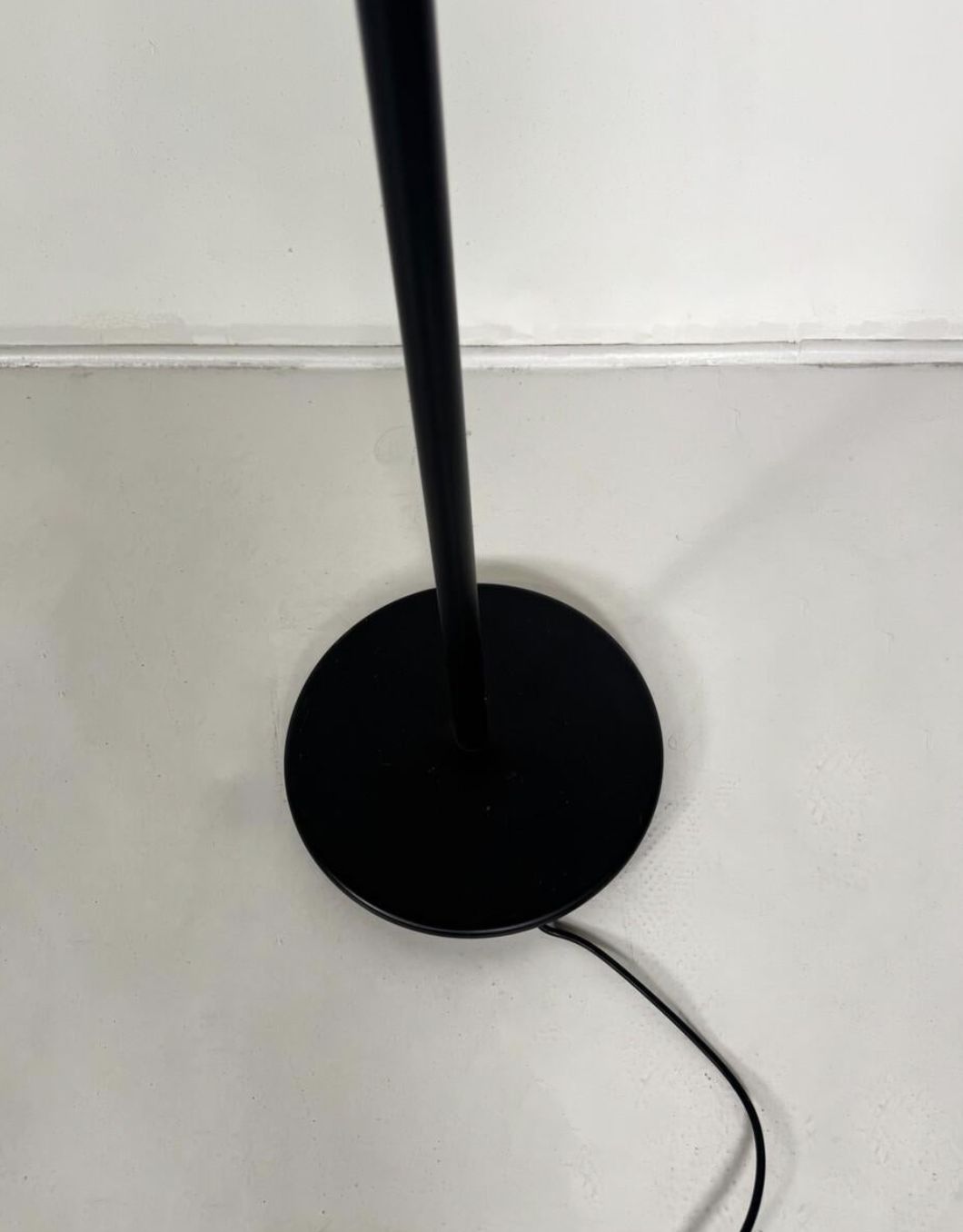 “Neverrino” Floor Lamp By Gae Aulenti For Vistosi, 1976 photo furniture