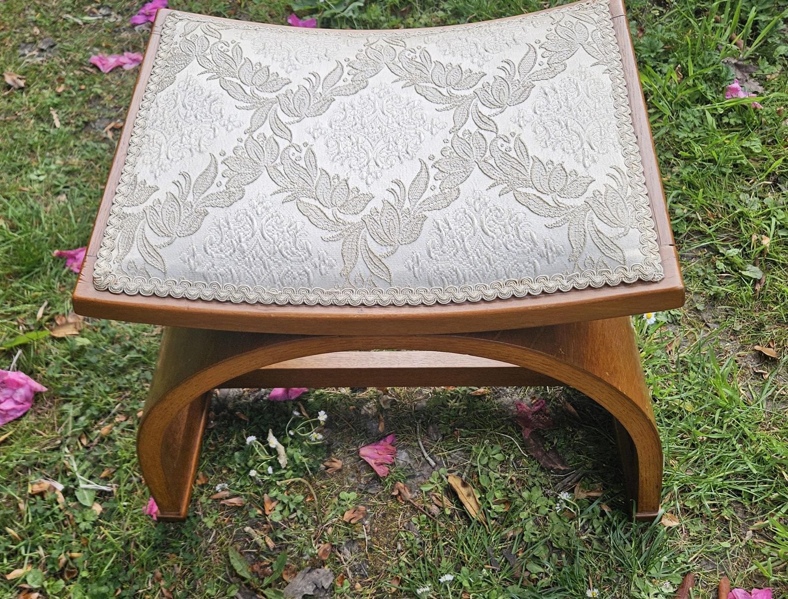 Art Deco Bedroom Stool photo 750.0