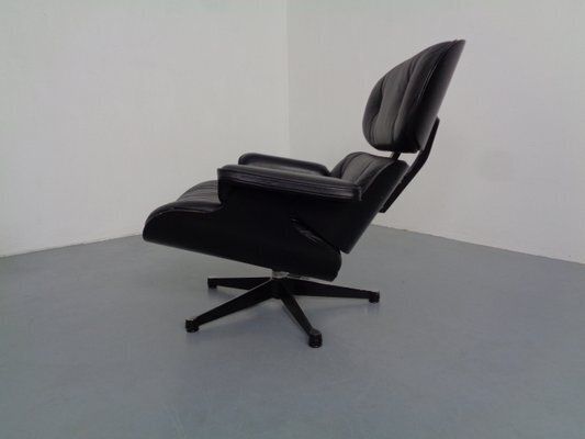 photo vintage Lounge Chair And Ottoman By Charles And Ray Eames For Herman Miller, 1980s, Set Of 2