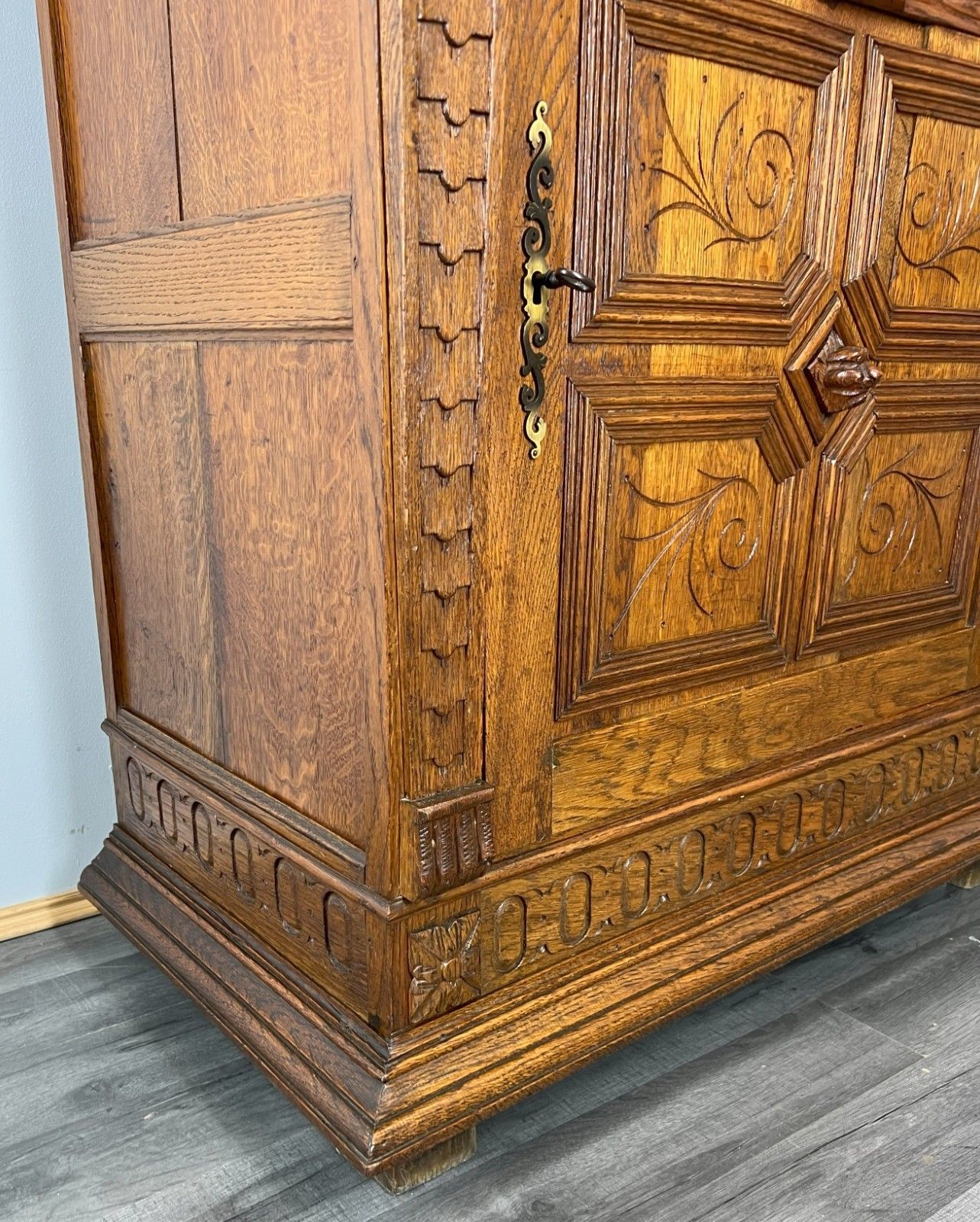 photo furniture Cabinet Antique French Oak Carved Lion Mask Detail Cupboard With Key Lot 4053