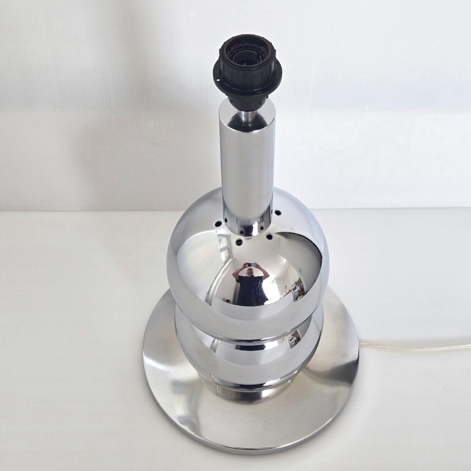 photo furniture Important Vintage Space Age 1970 Chrome Steel Balls Table Lamp 70s Retro