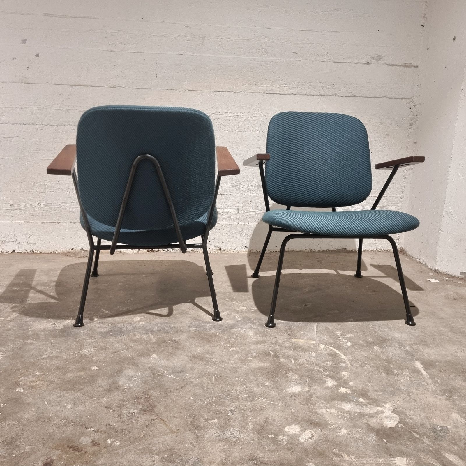 Set Of 2 Easy Chairs Designed By Gijs Van Der Sluis, 1960s photo vinterior