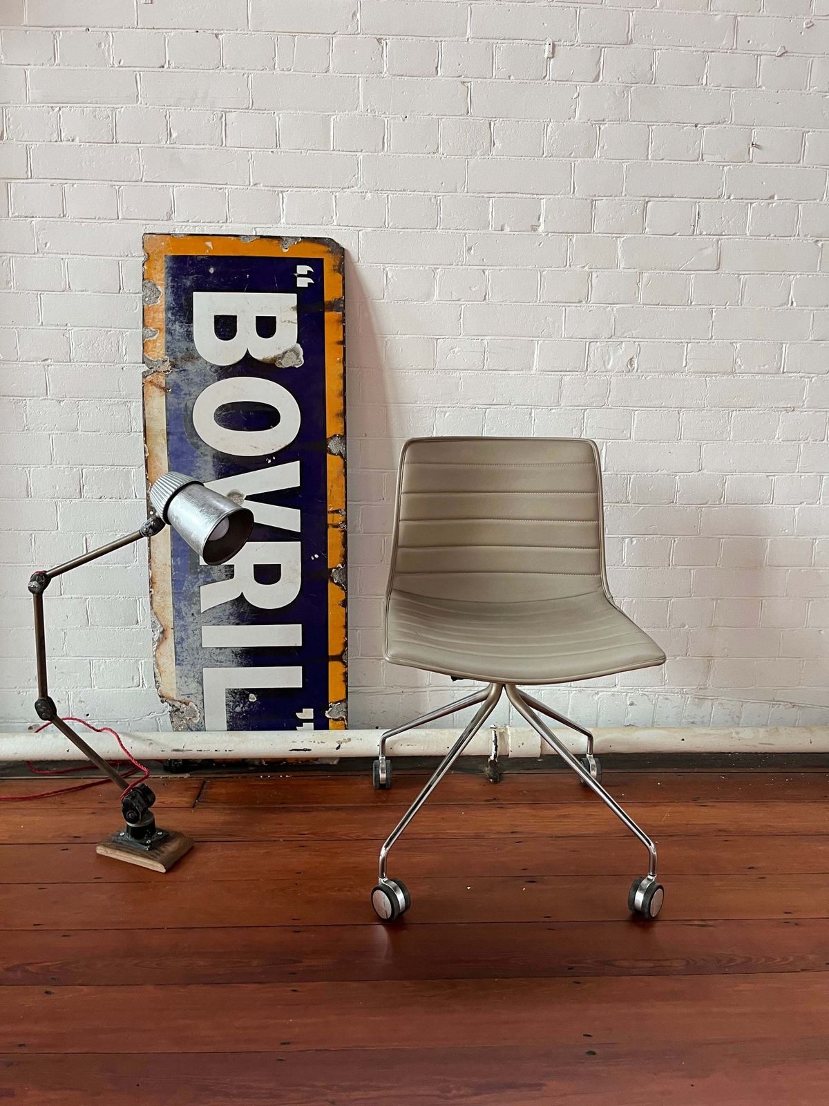 Arper Catifa 46 Studio / Office Chairs Mushroom Leather photo for sale
