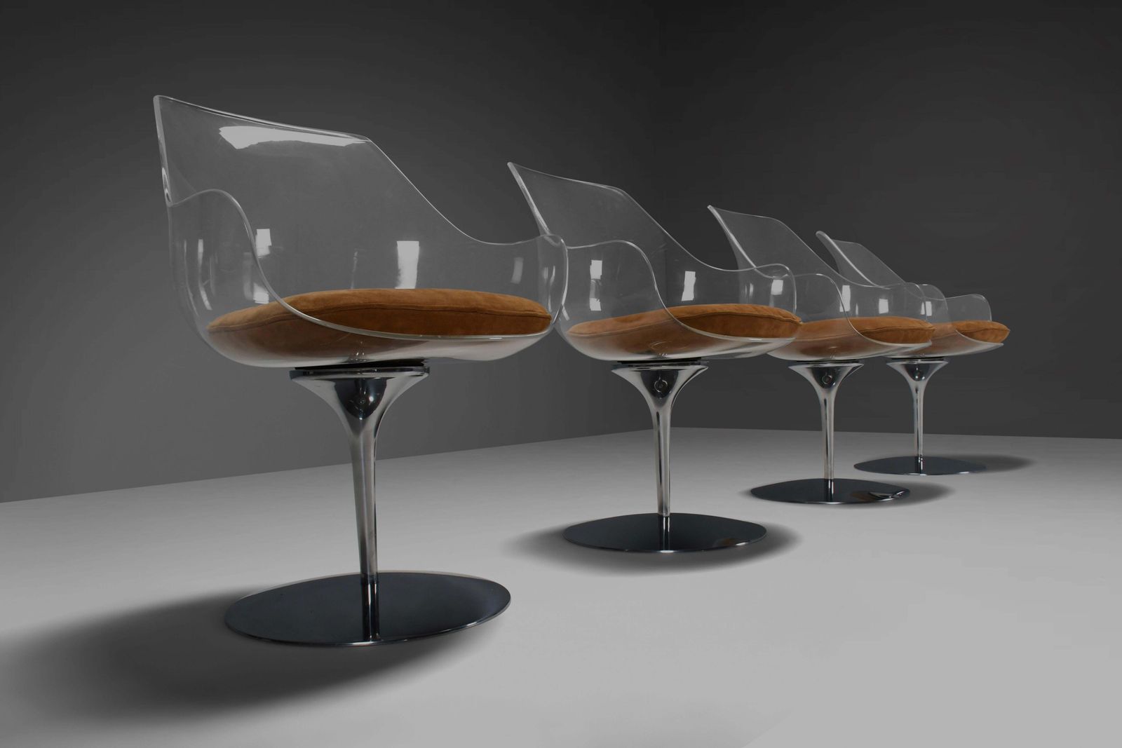 photo furniture Set Of Four Champagne Chairs By Estelle & Erwine Laverne In Suede And Lucite