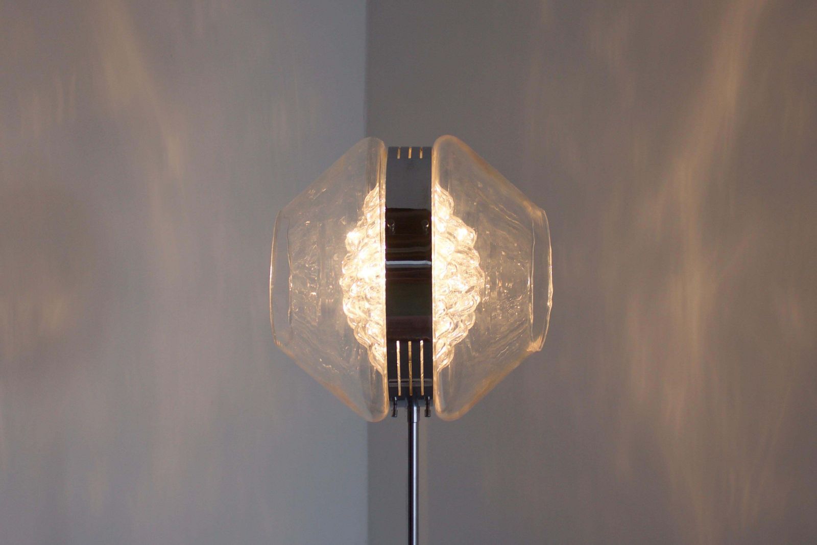 photo furniture Vintage Italian ‘Eye’ Floor Lamp, Chrome, Murano Glass And Marble, 1970s