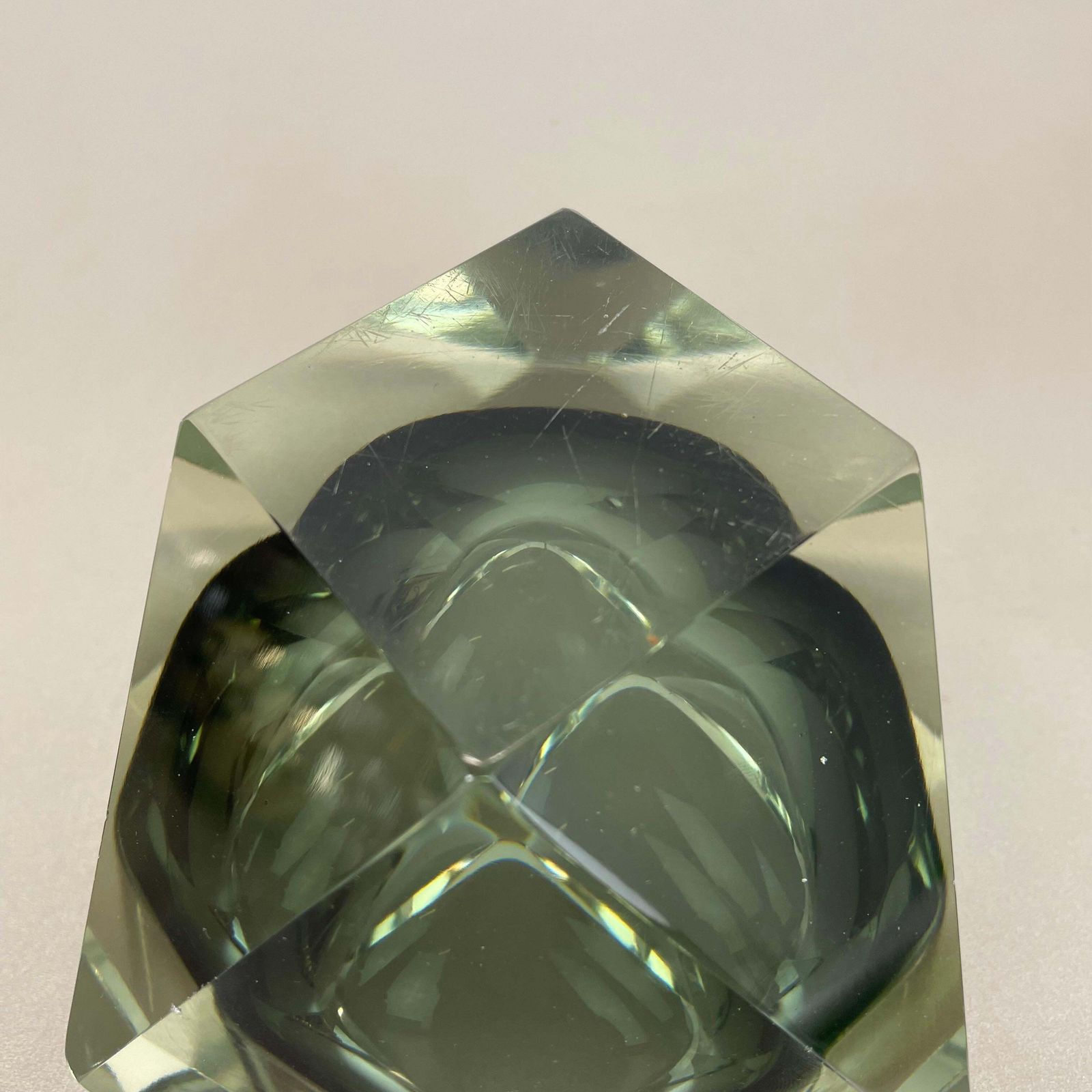 photo vintage Large 1.7kg Murano Glass Diamond Bowl Element By Flavio Poli Attrib., Italy 1970