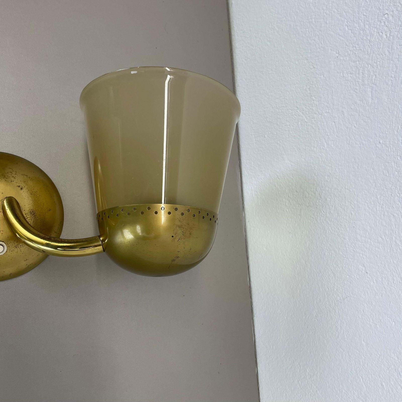 Rare Minimalist Brass And Glass Theatre Wall Light In Stilnovo Style Italy 1920s photo vinterior