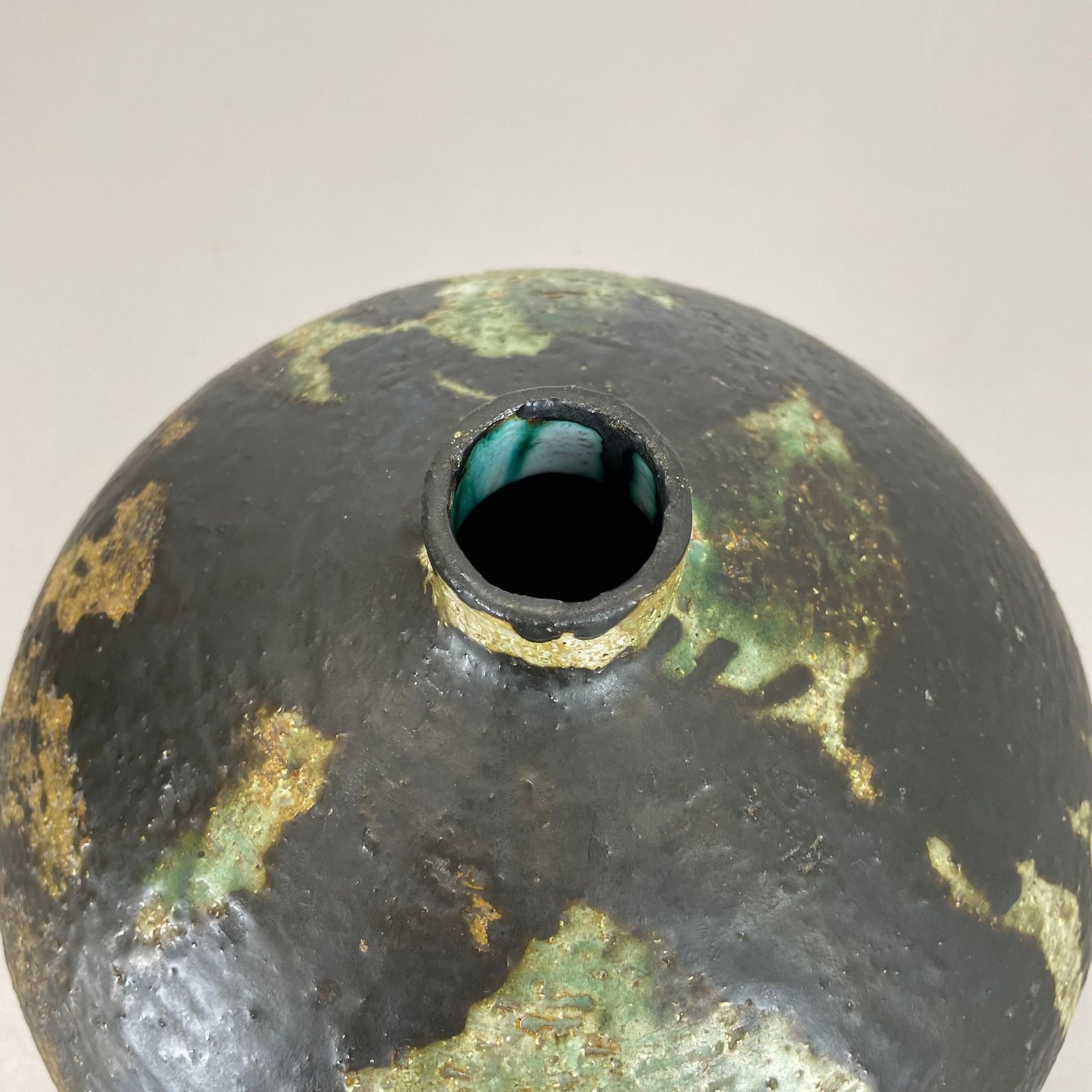 photo vintage Abstract 21cm Ceramic Studio Pottery Vase By Gerhard Liebenthron, Germany, 1960s