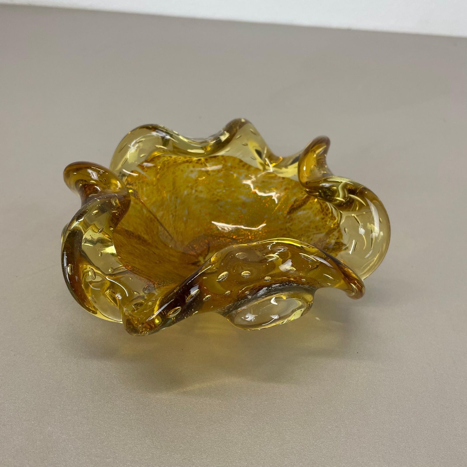 Glass Bowl Element Shell Ashtray Murano Gold Dust Barovier And Toso, Italy 1970s photo for sale