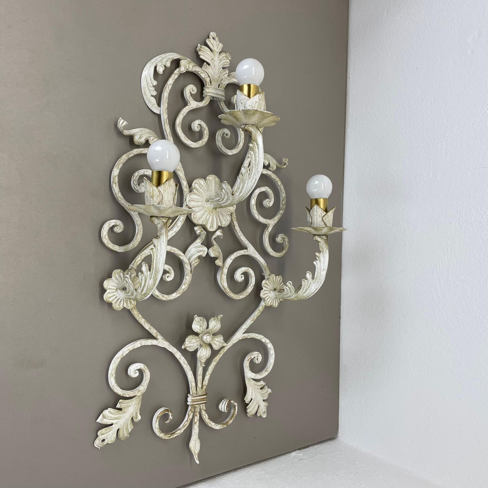 1 Of 3 Xxl 73cm White Metal Florentiner Theatre Wall Light, Italy, 1970s photo furniture