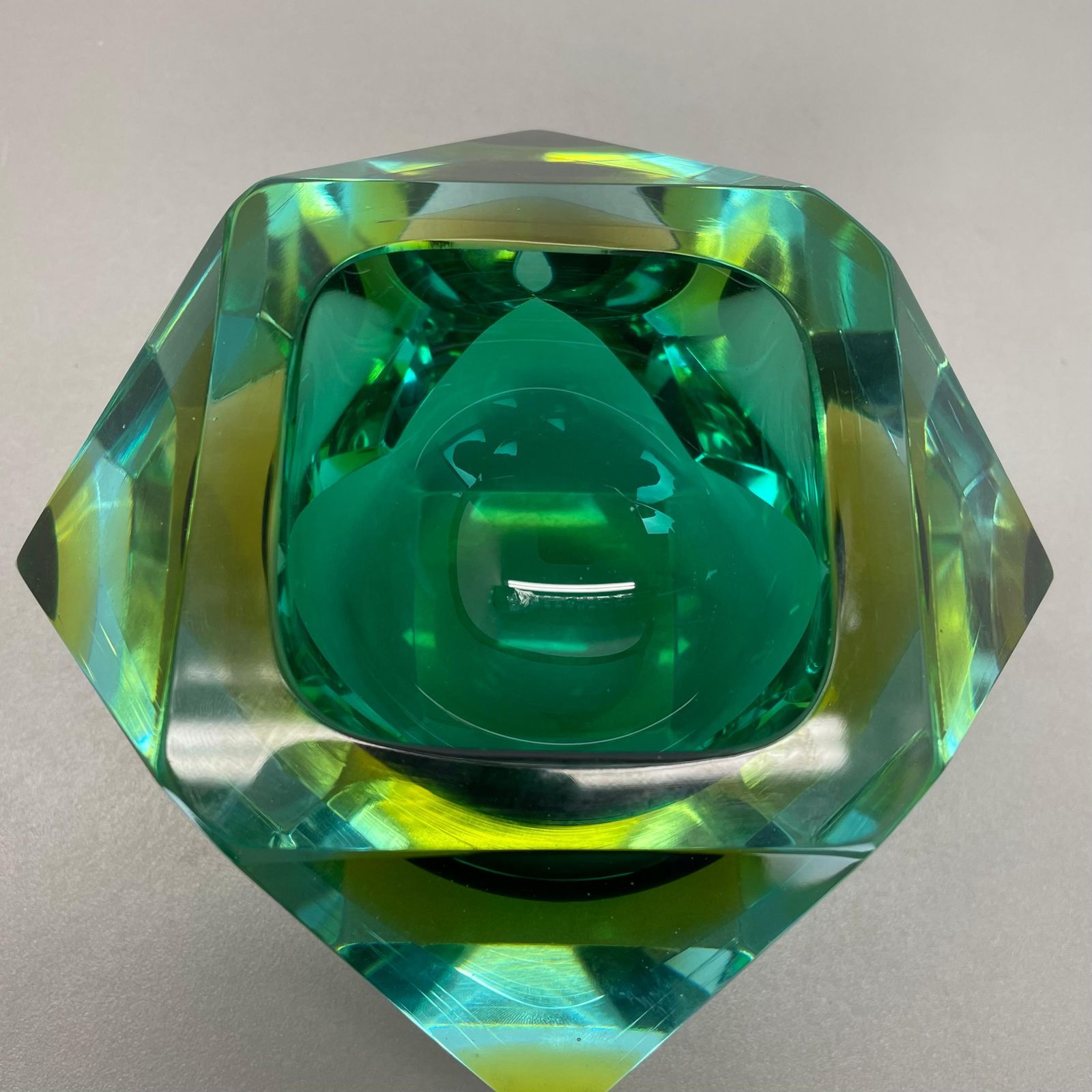 photo furniture Xl 1.6kg Murano Glass Sommerso Bowl Ashtray By Luigi Mandruzzato, Italy, 1970s