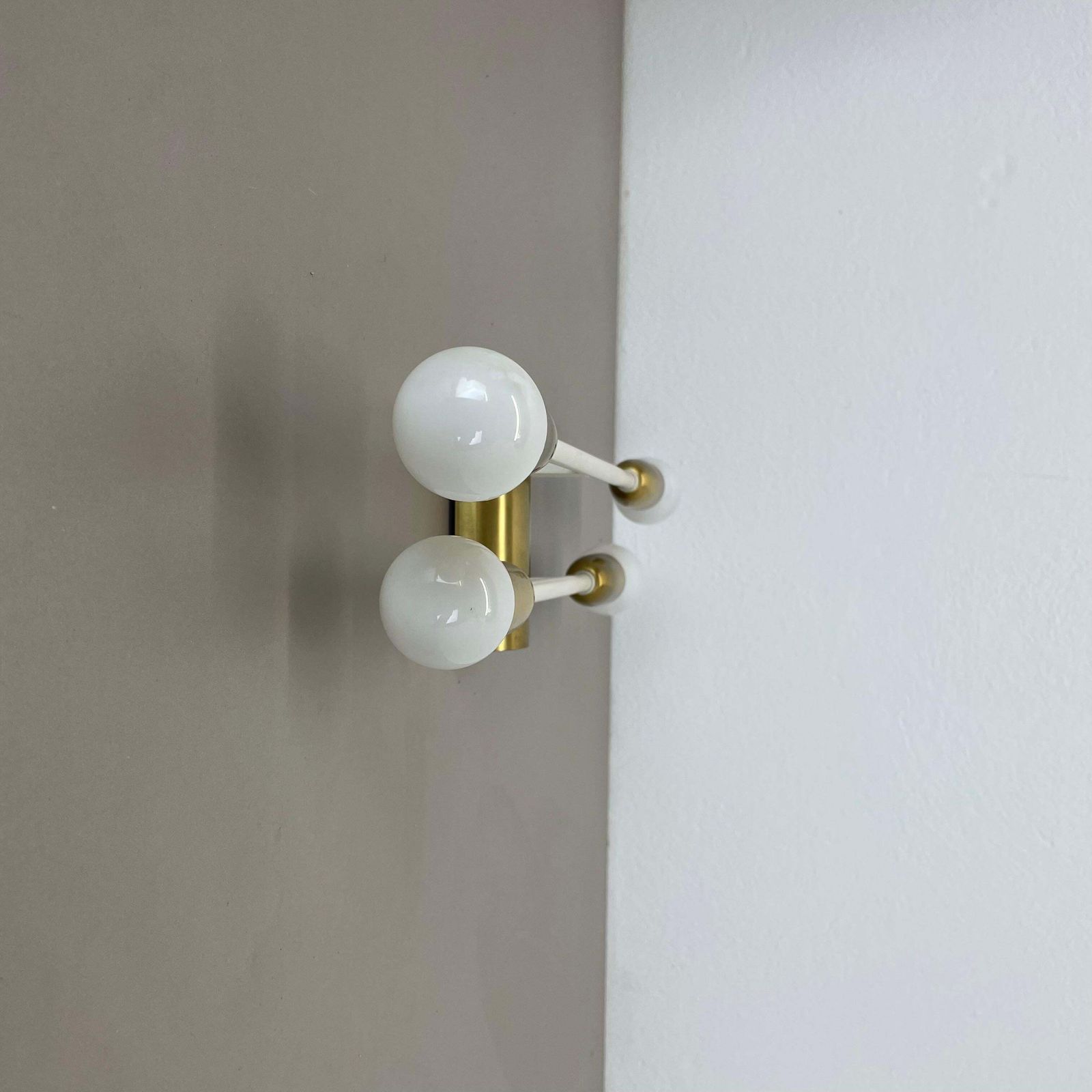 Rare Minimalist 37cm Brass Stilnovo Style Theatre Wall Light Sconce, Italy 1950s photo 841.0