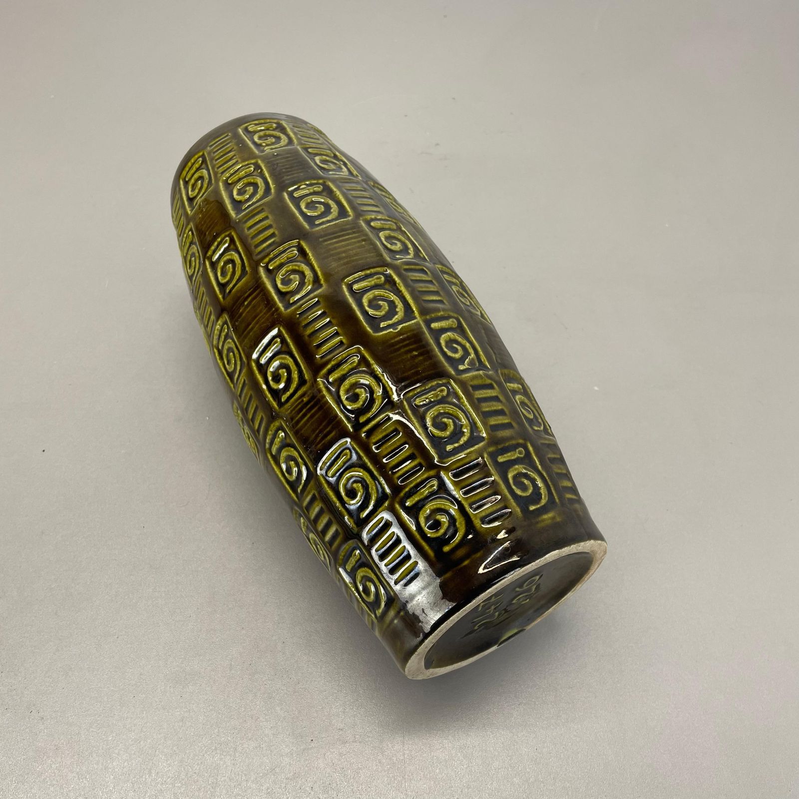 photo vinterior Extraordinary "Abstract Line" Tube Pottery Fat Lava Vase Scheurich Germany  1970