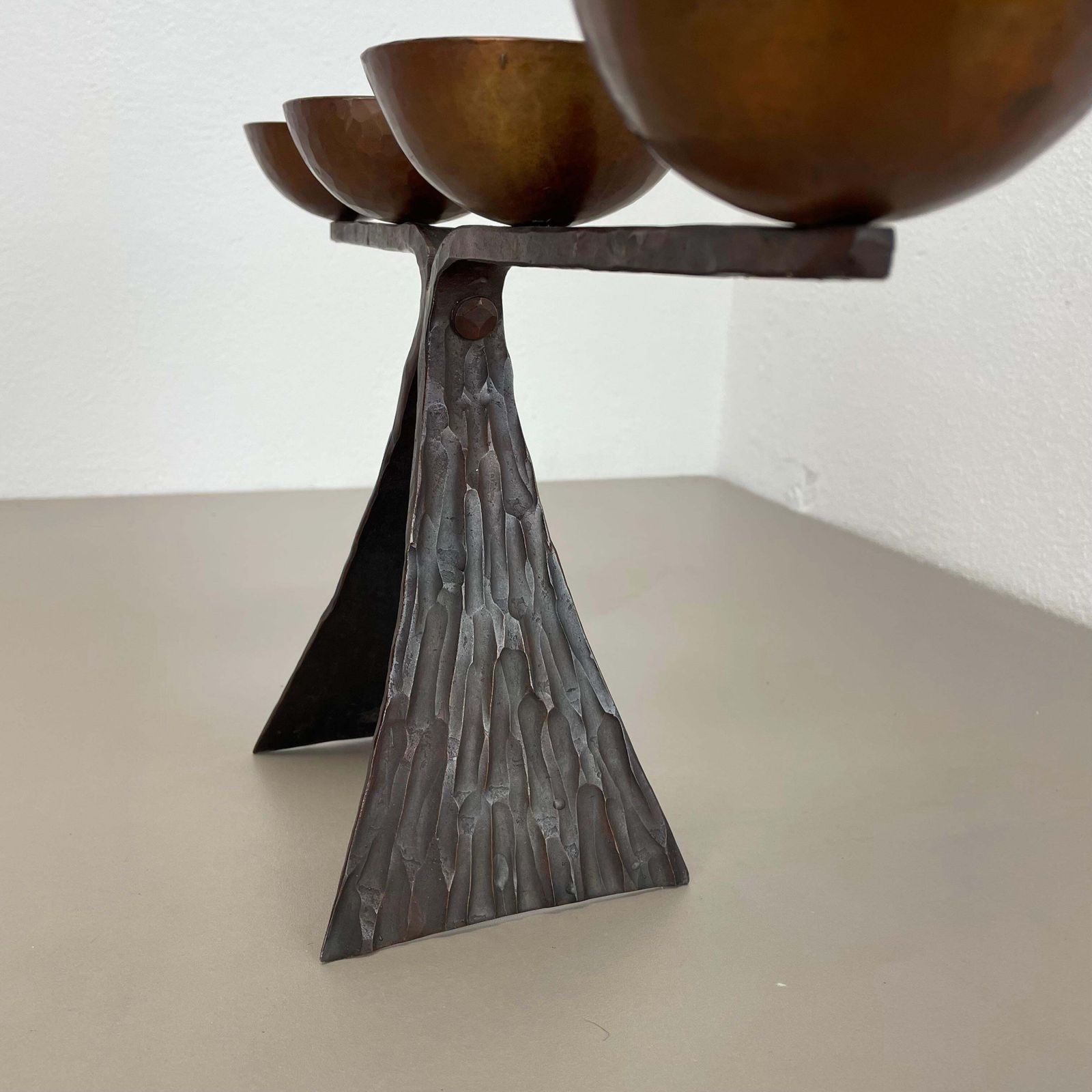 44cm Modernist Auböck Style Brutalist Copper Metal Candleholder, Austria 1950s photo vintage