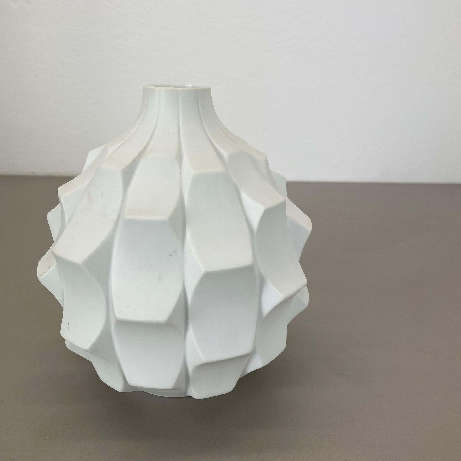 photo buy Op Art Vase Porcelain Vase Heinrich Fuchs For Hutschenreuther, Germany, 1970s