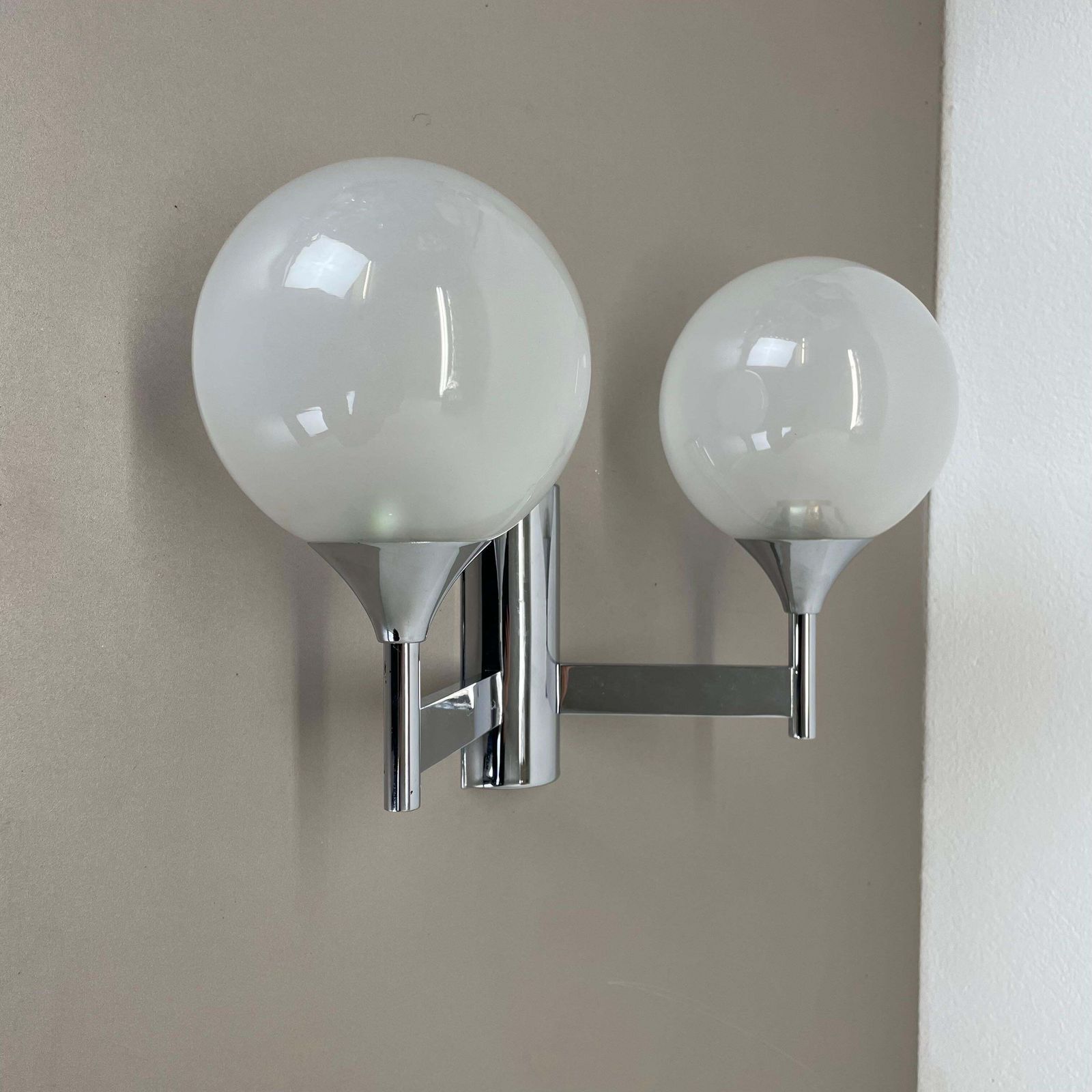 Rare Chrome Tube "Torch" Wall Light By Gaetano Sciolari Attrib., Italy 1970s photo Lighting