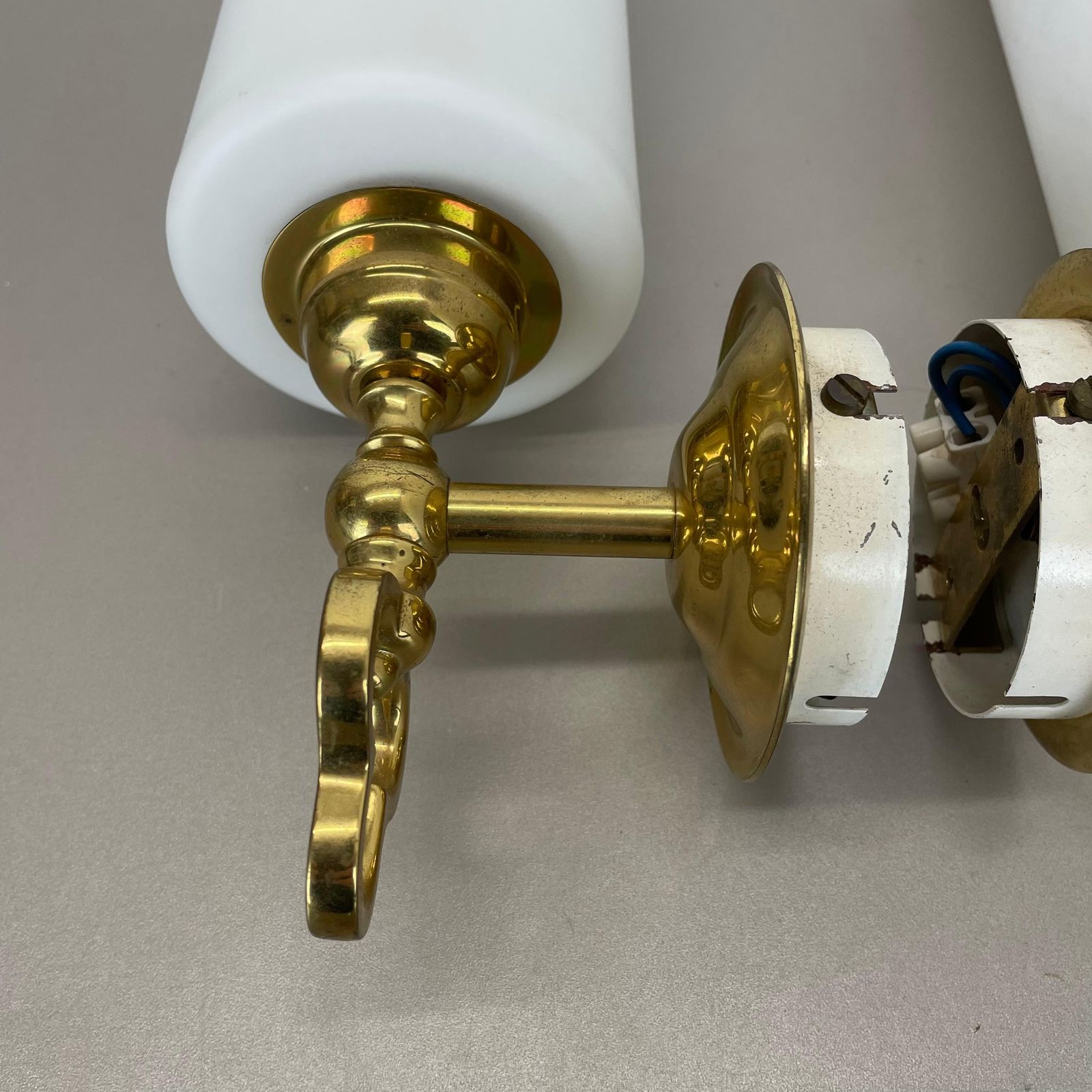 photo vinterior Set Of Two Brass And Satin Glass Theatre Wall Lights Sconces, Italy, 1970s