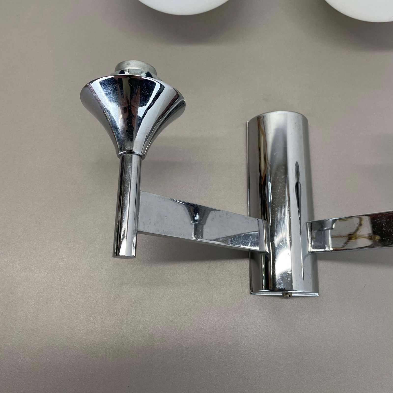 photo vintage Rare Chrome Tube "Torch" Wall Light By Gaetano Sciolari Attrib., Italy 1970s