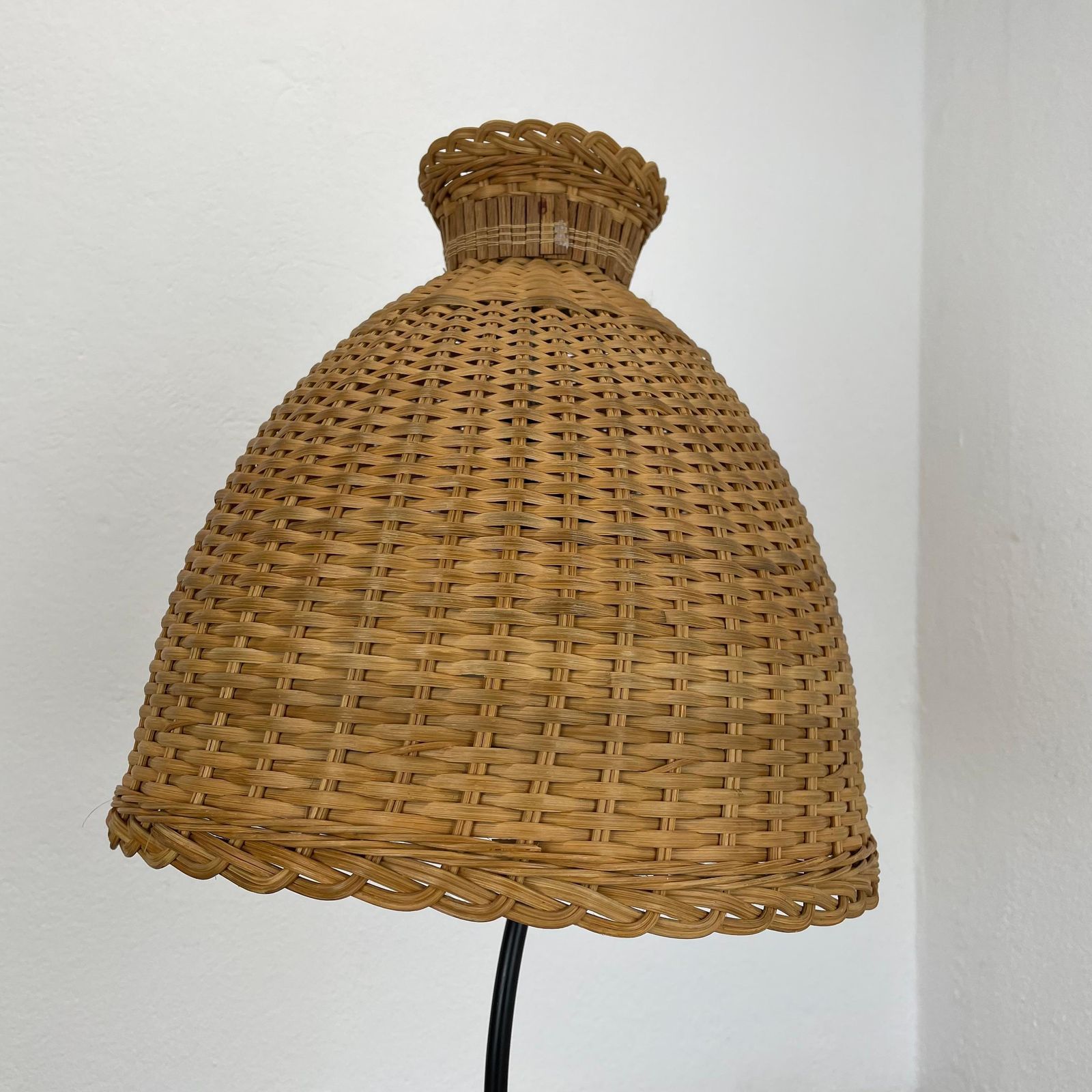 photo buy Xxl 57cm Beautiful Kalmar Style Metal + Rattan Tripod Table Light, Austria 1960s