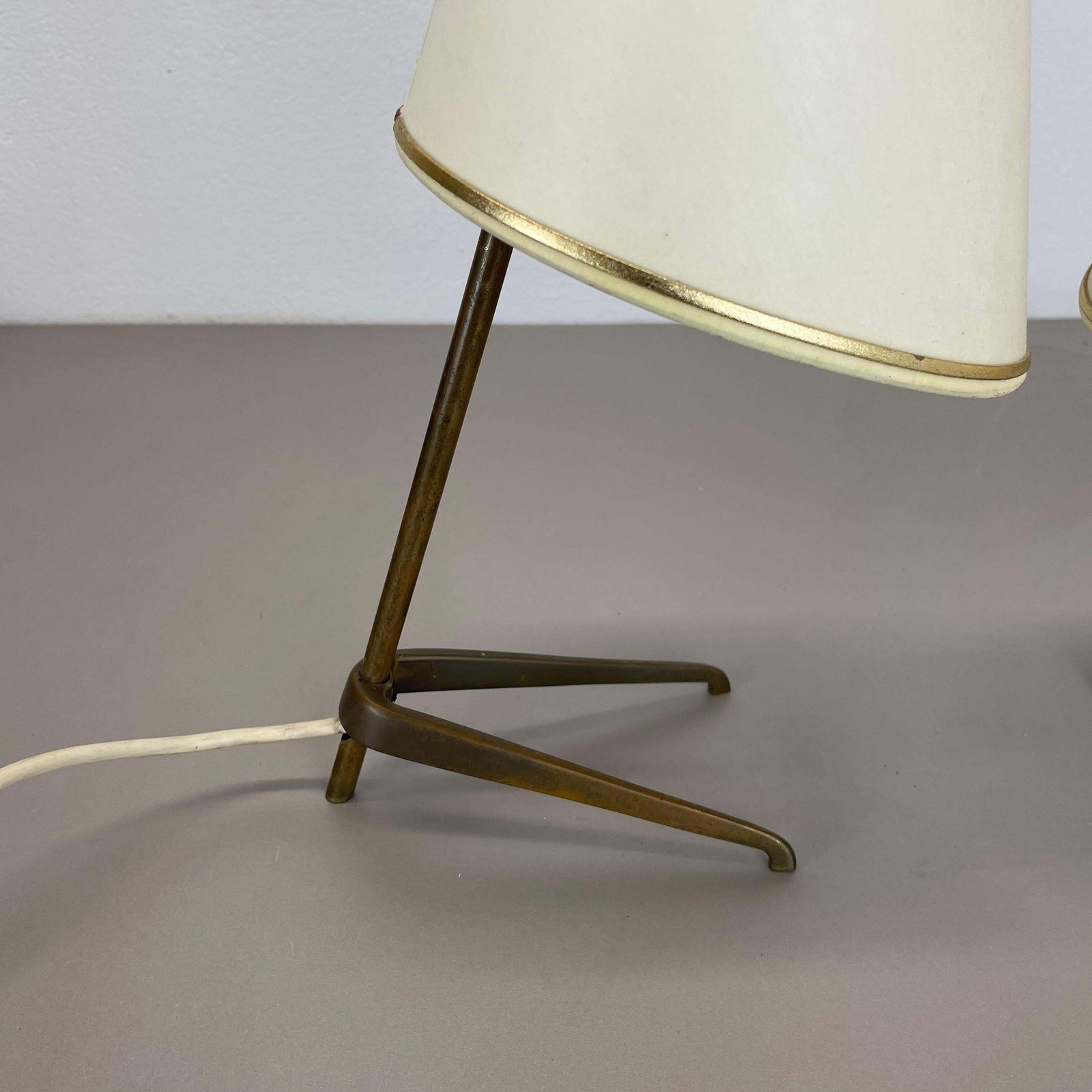 Set Of 2 Midcentury Modern Brass Table Light By J.T Kalmar Attrib., Austria 1950 photo vinterior