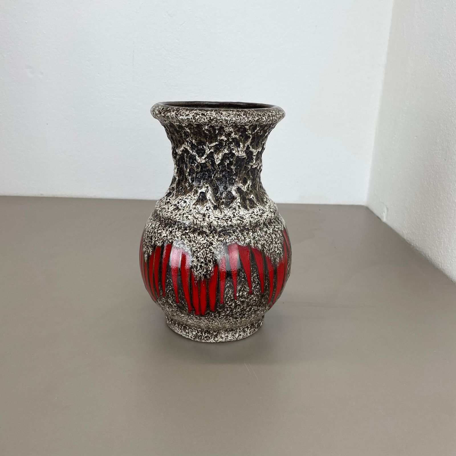 Large 26cm Zig Zag Lora Pottery Fat Lava Vase By Scheurich, Germany, 1970s photo furniture