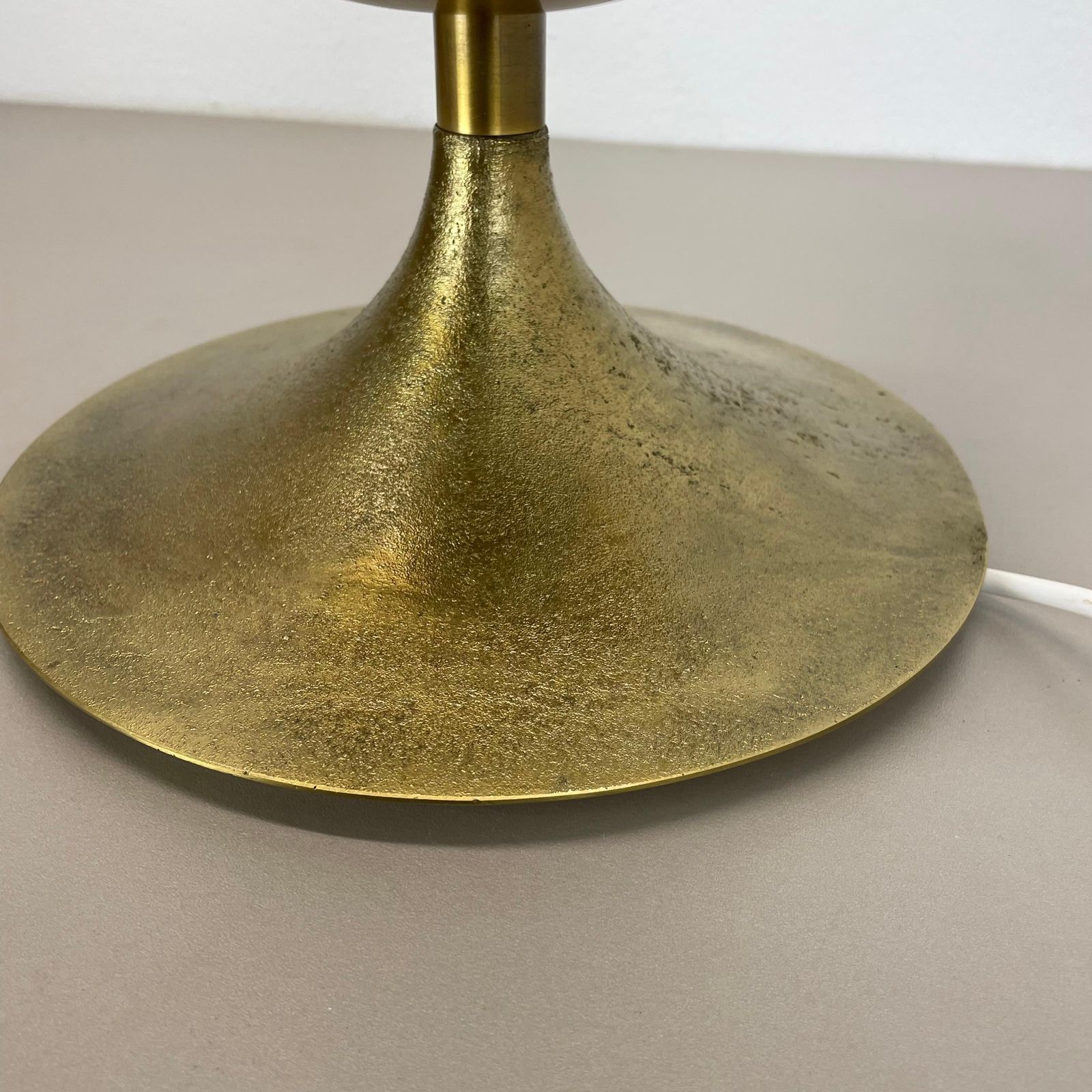 photo vinterior Huge 44cm Hollywood Regency Stilnovo Style Brass Ball Table Light, Italy 1970s