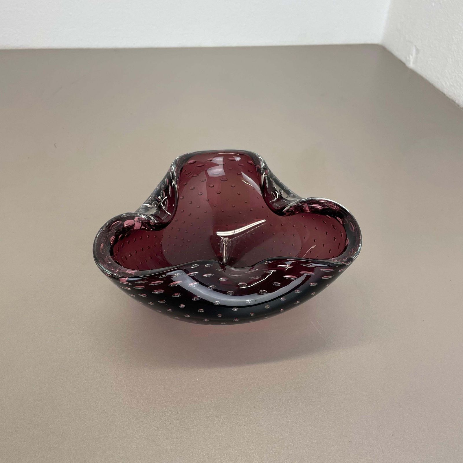 Large 1.3kg Murano Glass Bullicante Purple Bubble Bowl Element Shell Italy, 1970 photo vinterior