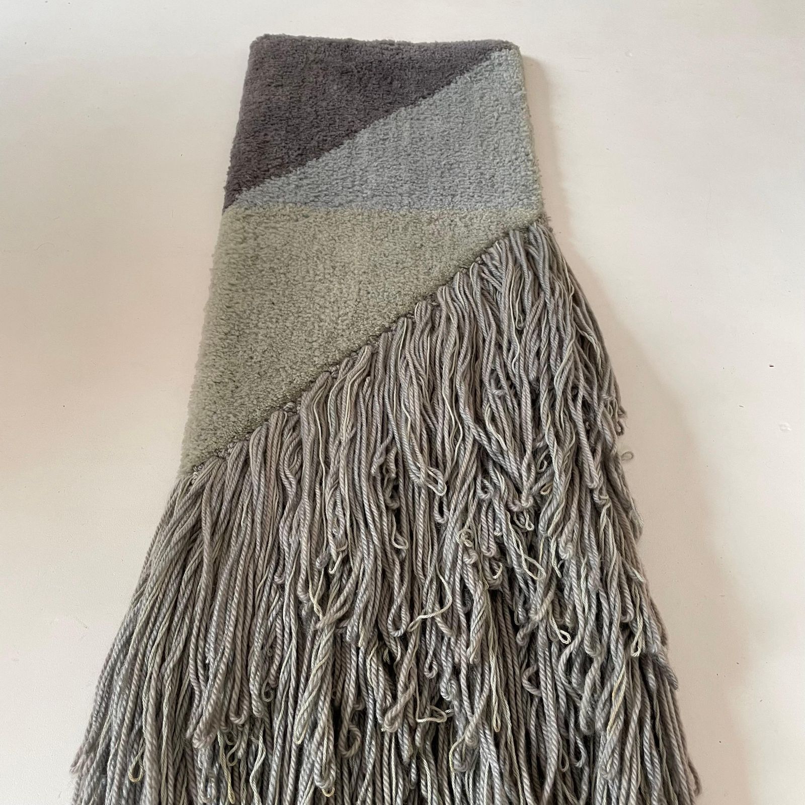 Modernist German Wall Rug By Ewald Kröner Schloss Hackhausen, Germany, 1970 No1 photo vintage