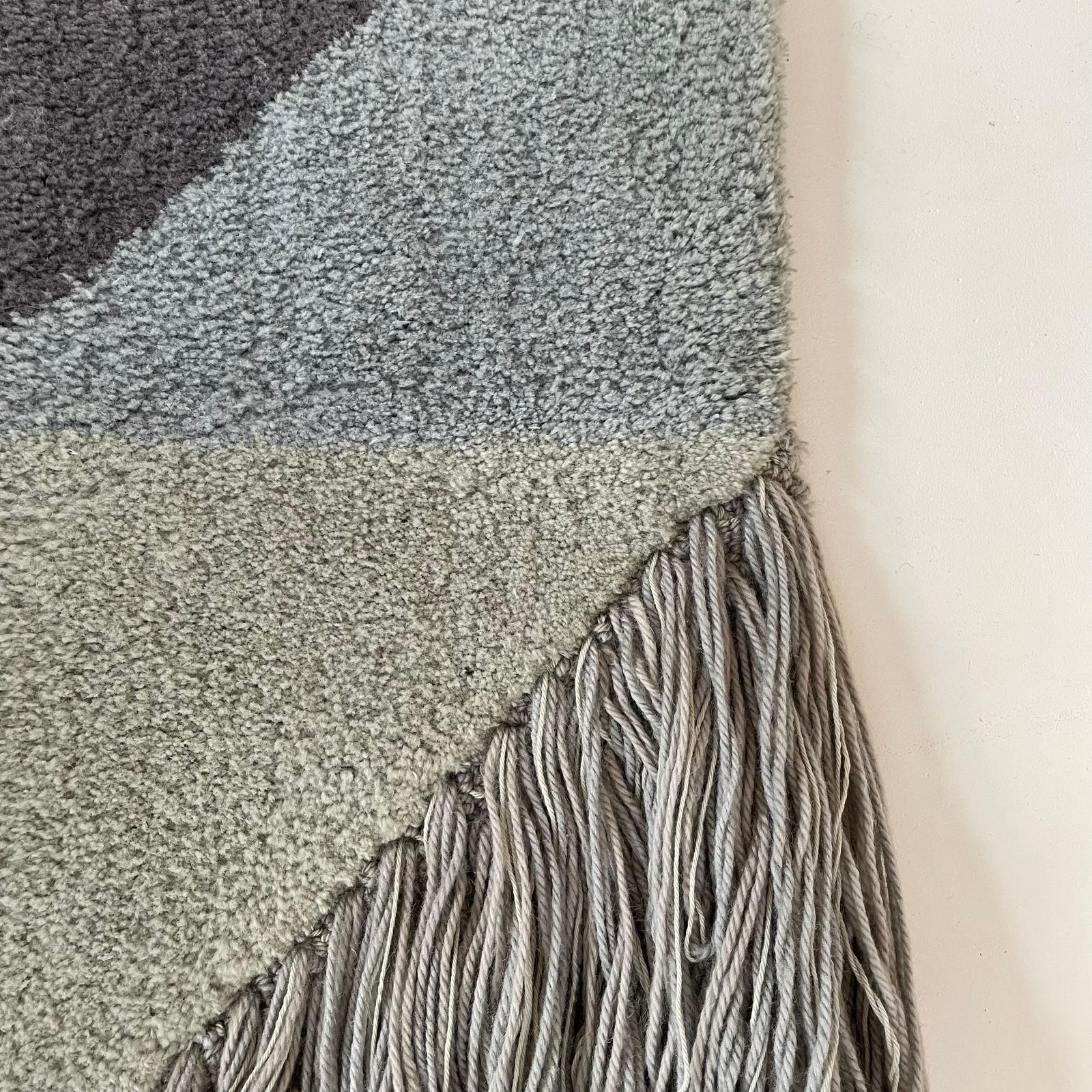 photo vintage Modernist German Wall Rug By Ewald Kröner Schloss Hackhausen, Germany, 1970 No1