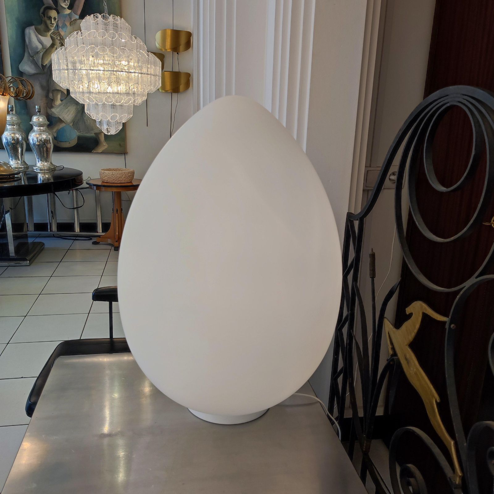 "Egg" Table Lamp In The Taste Of Uovo Lamp By Ben Swildens photo vinterior