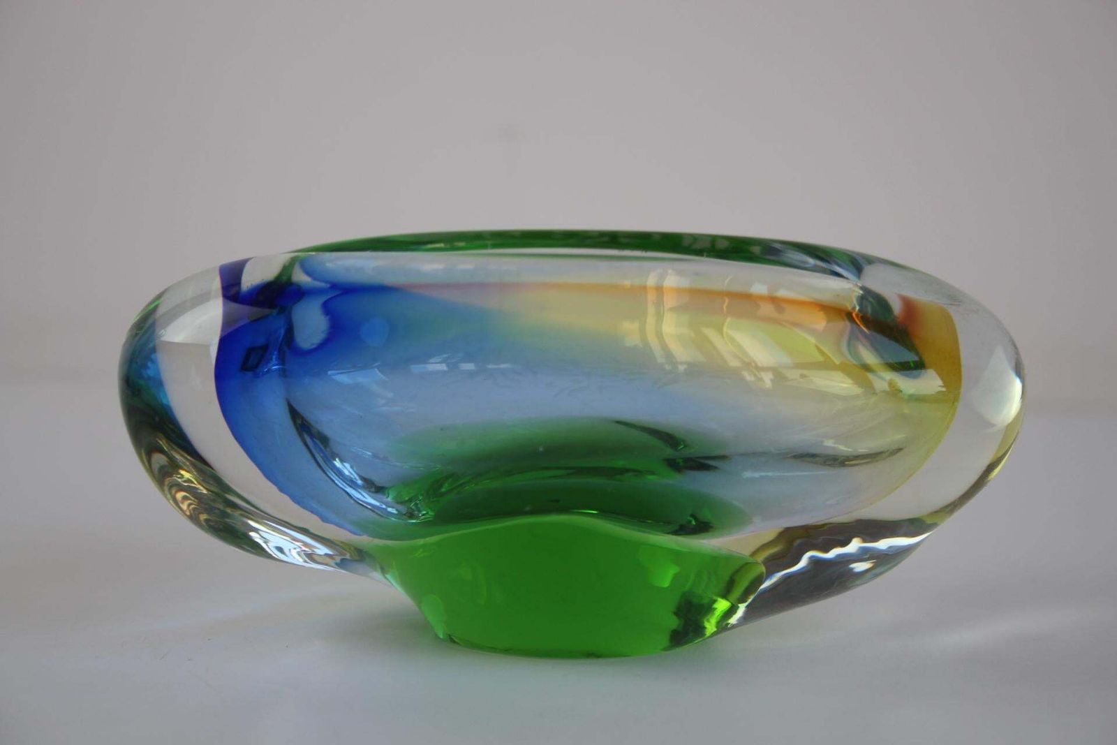 Mid Century Czech Ashtray, Hand Formed Art Glass, C. 1960s photo vinterior