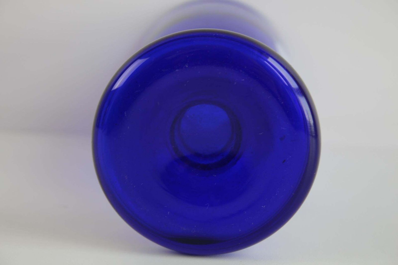 Original Mary Gregory Cobalt Blue Glass Vase  "Ice Children" Collection photo vintage