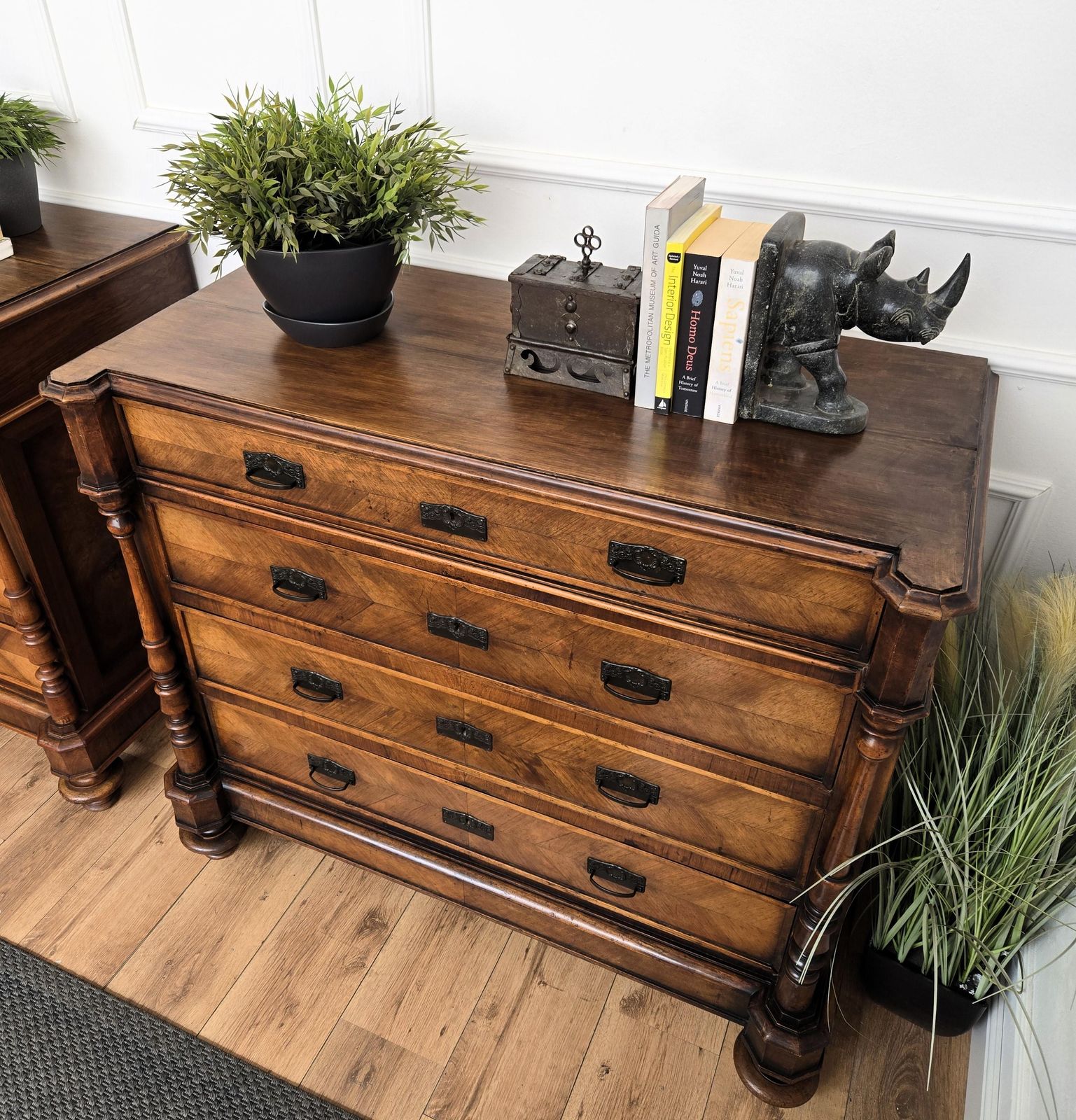 Pair Of Italian Carved Walnut Burl Brass Chest Of Drawers Sideboard Credenza photo vinterior