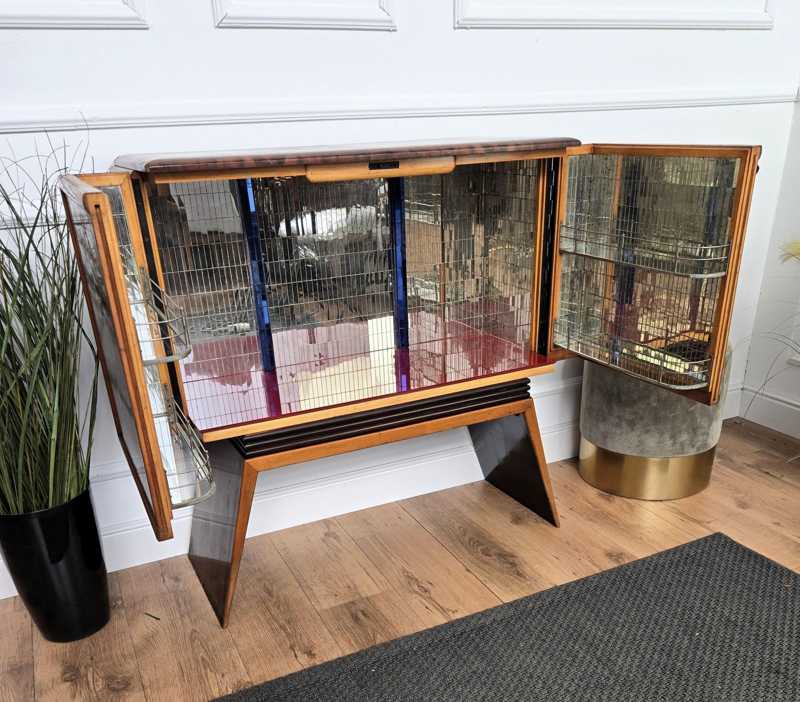 photo vinterior 1950s Art Deco Midcentury Italian Walnut Mirror Mosaic Sideboard Bar Cabinet