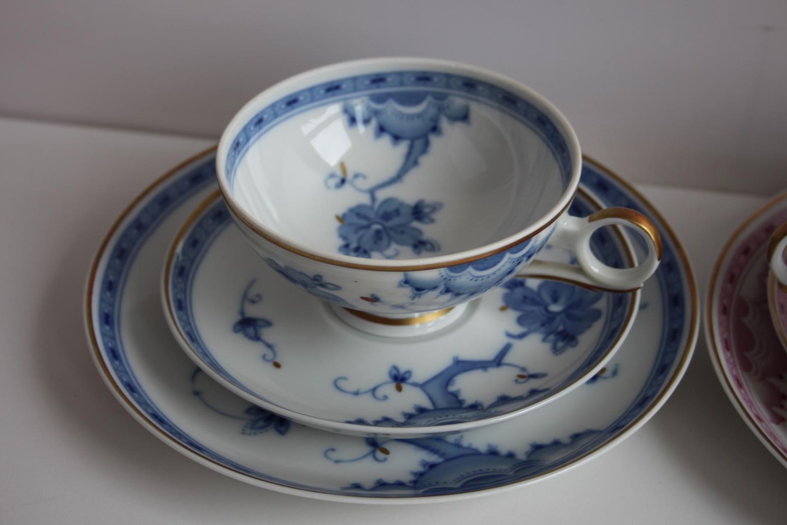 Wallendorf 1764 “Friendship” Porcelain Tea Set – Pink & Blue Service For Two photo Home Decor