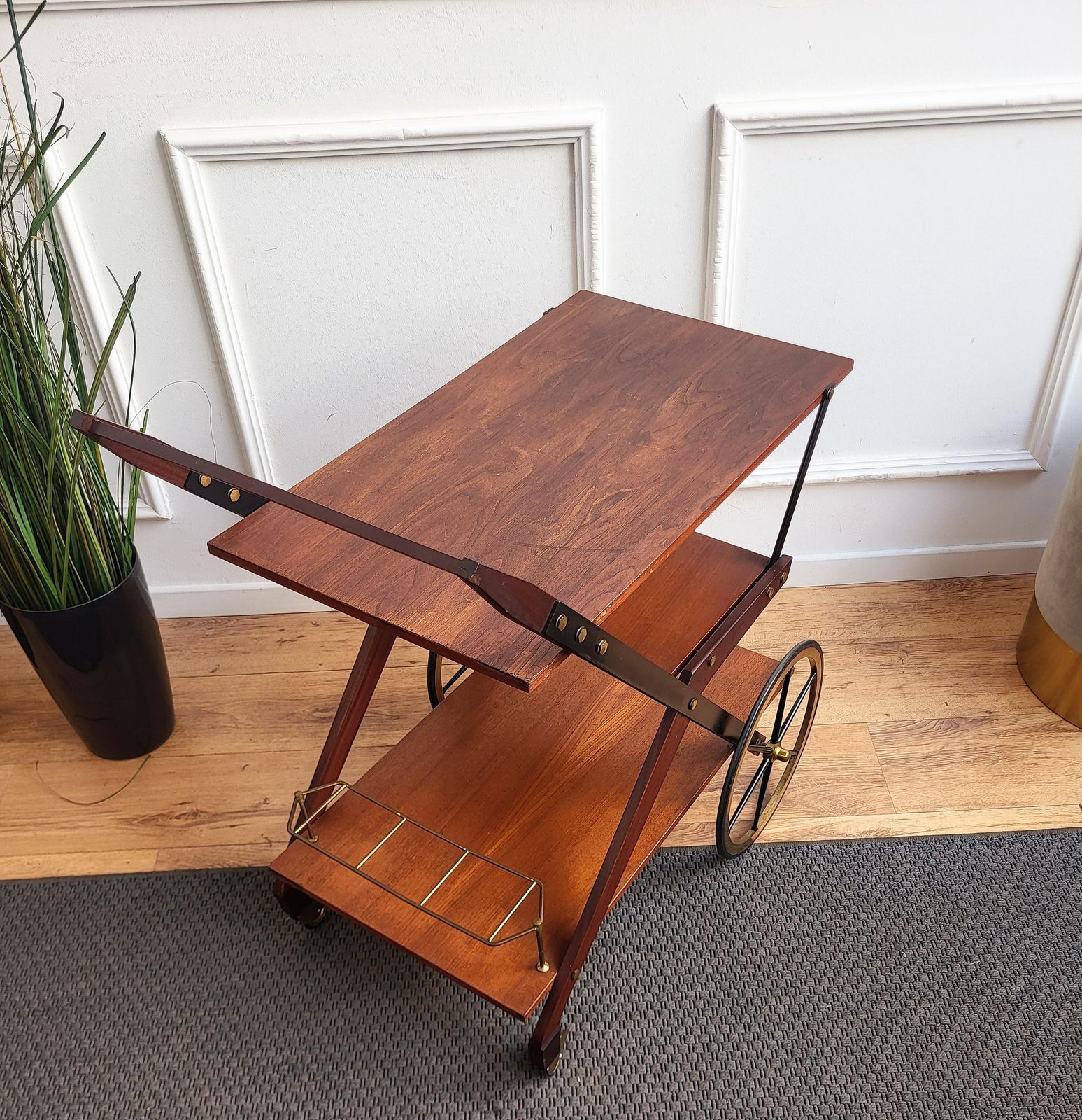 1950s Art Deco Midcentury Italian Wood And Brass Dry Bar Cabinet Liquor Cart photo vinterior