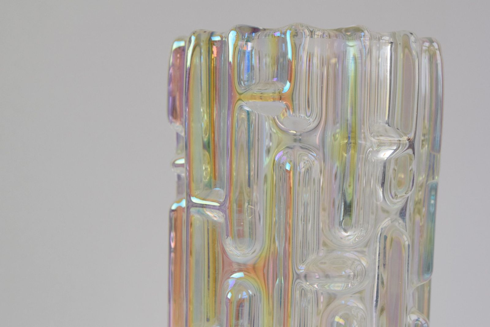 Original Frantisek Vizner Glass ´Maze´ Vase For Sklo Union Rosice 1960s photo furniture