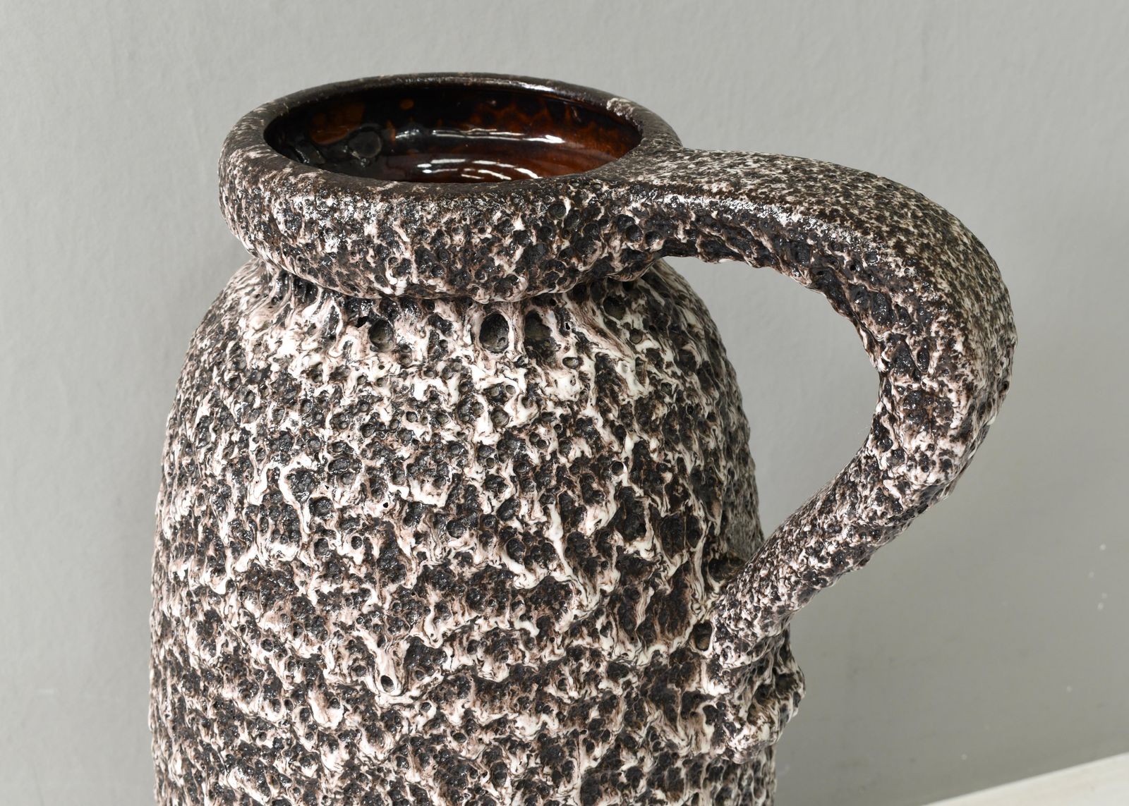 photo vinterior Large Hand Crafted Scheurich West Germany Vase   Germany, Circa 1970s