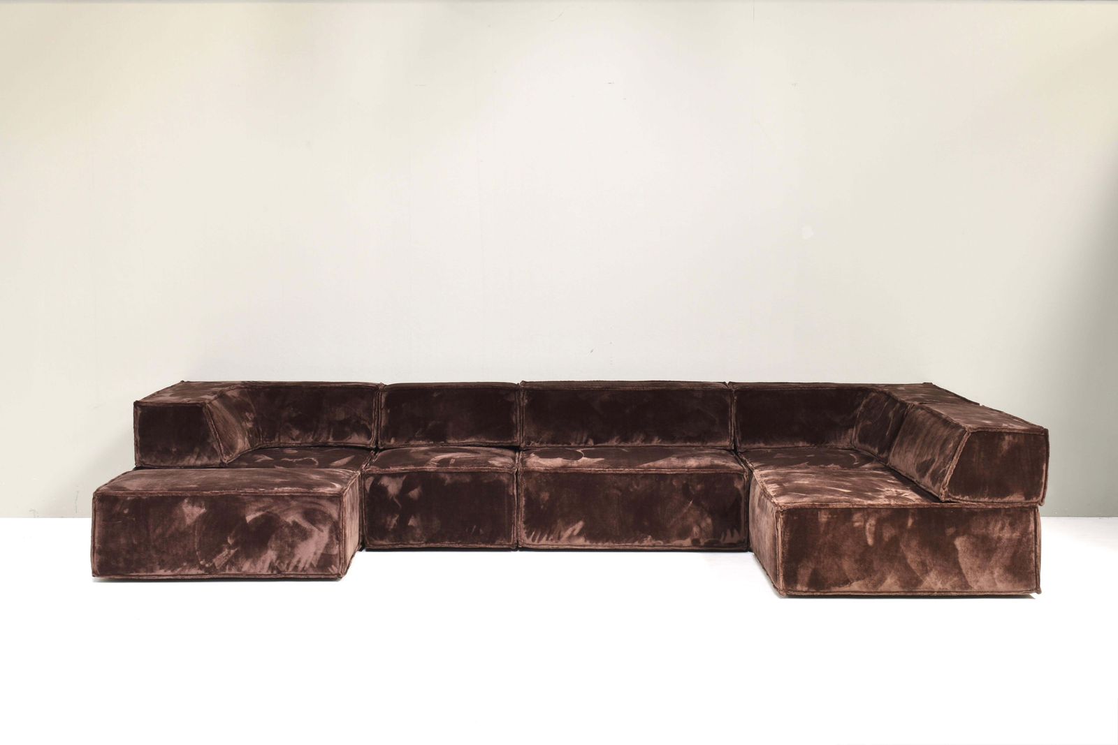 Chocolate Brown Cor Trio Sectional Sofa Germany Switzerland 1972  New Upholstery photo vinterior