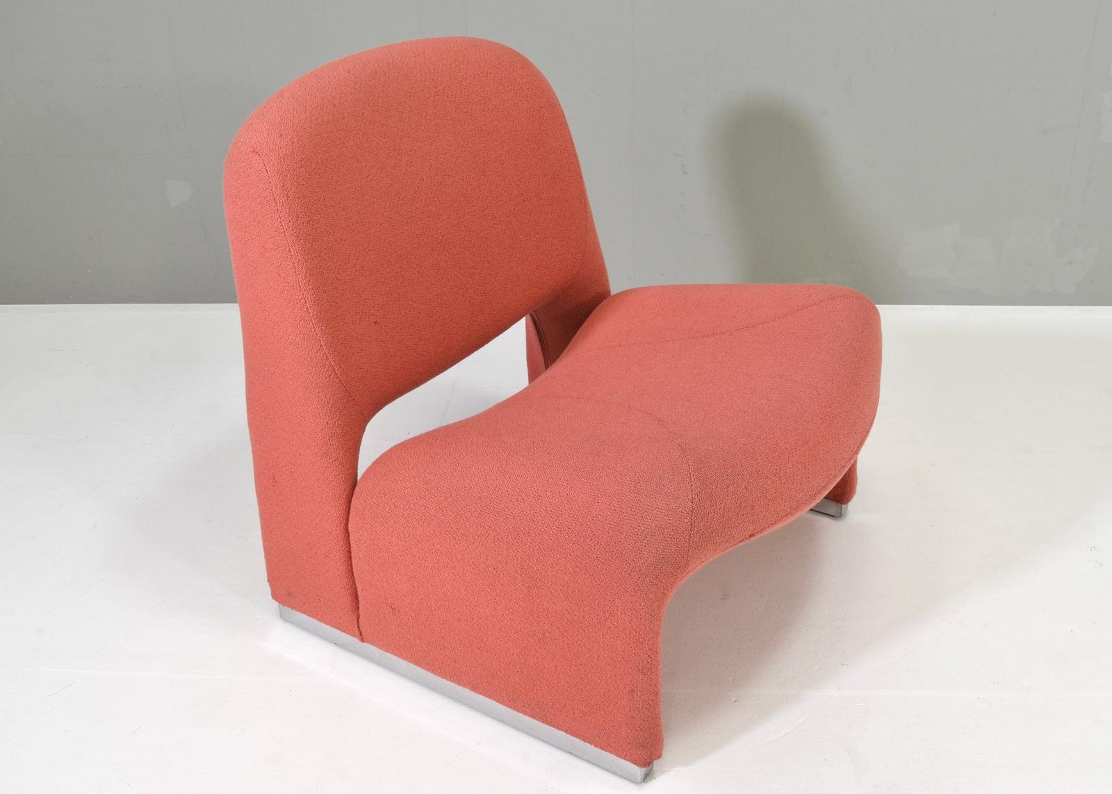 ‘Arki’ Lounge Chair By Giancarlo Piretti For Castelli, Italy – 1970 photo vintage