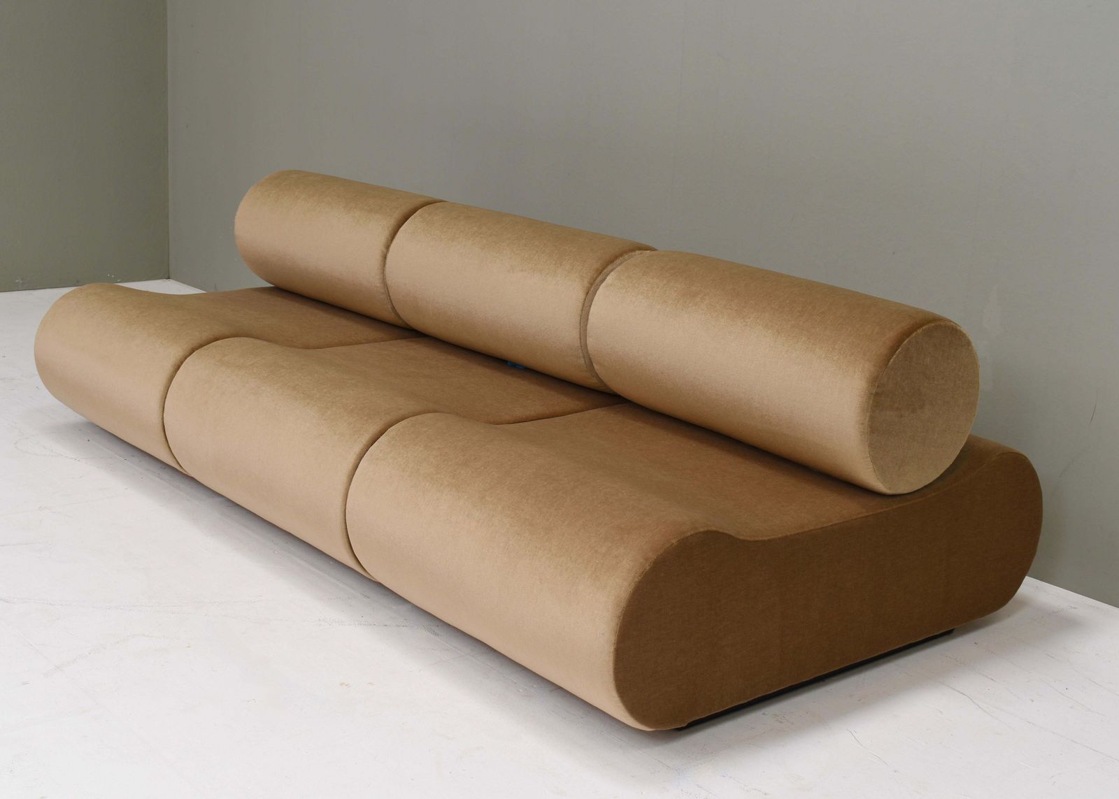 Klaus Uredat ‘Corbi’ Sofa For Cor In New Mohair Upholstery, Germany – 1969 photo vinterior