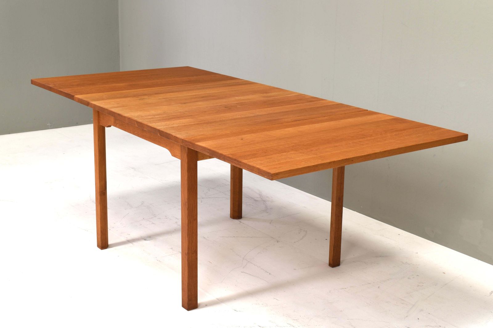 Scandinavian Drop Leaf Dining Table In Solid Oak, Scandinavia   Circa 1970 80 photo vinterior