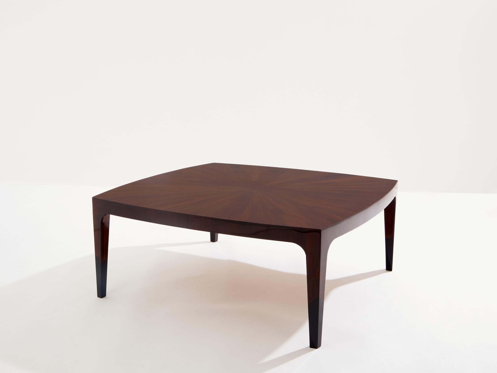 Table basse française en marqueterie de noyer, 1970 photo for sale