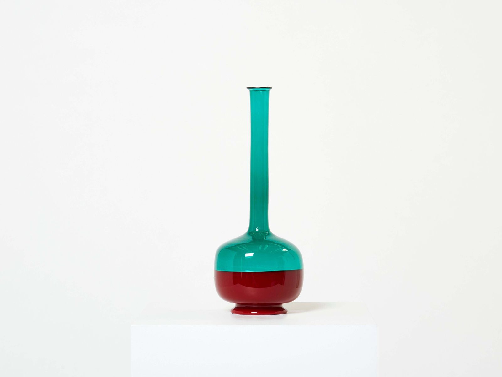 Bouteille Gio Ponti pour Venini, série Morandiana, années 1960 photo furniture
