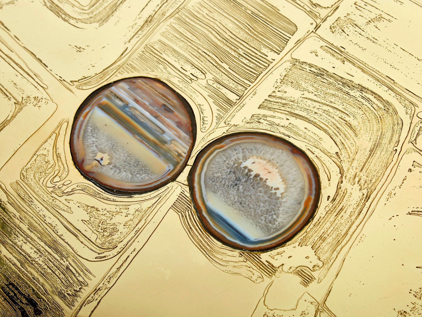 Table basse belge en laiton gravé avec agates, signée Christian Krekels, 1979 photo buy